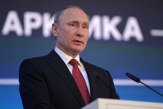 "Читайте по губам": Путин ответил на вопрос о влиянии РФ на выборы в США